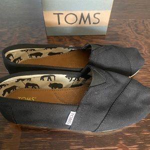 TOMS Black Canvas Shoes